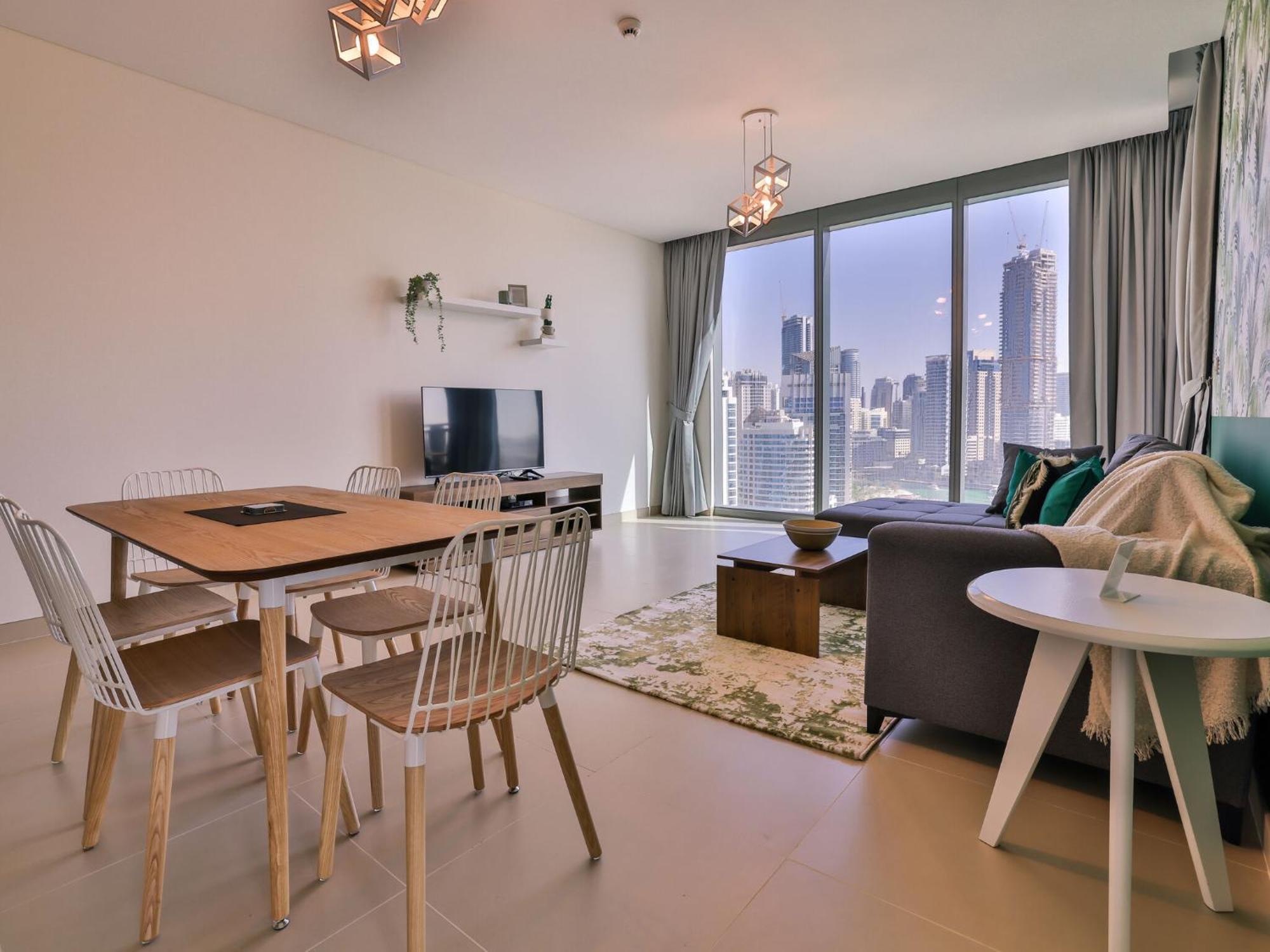 Luxurious Apartments Dubai Marina Views Pool Gym By Sojo Stay מראה חיצוני תמונה