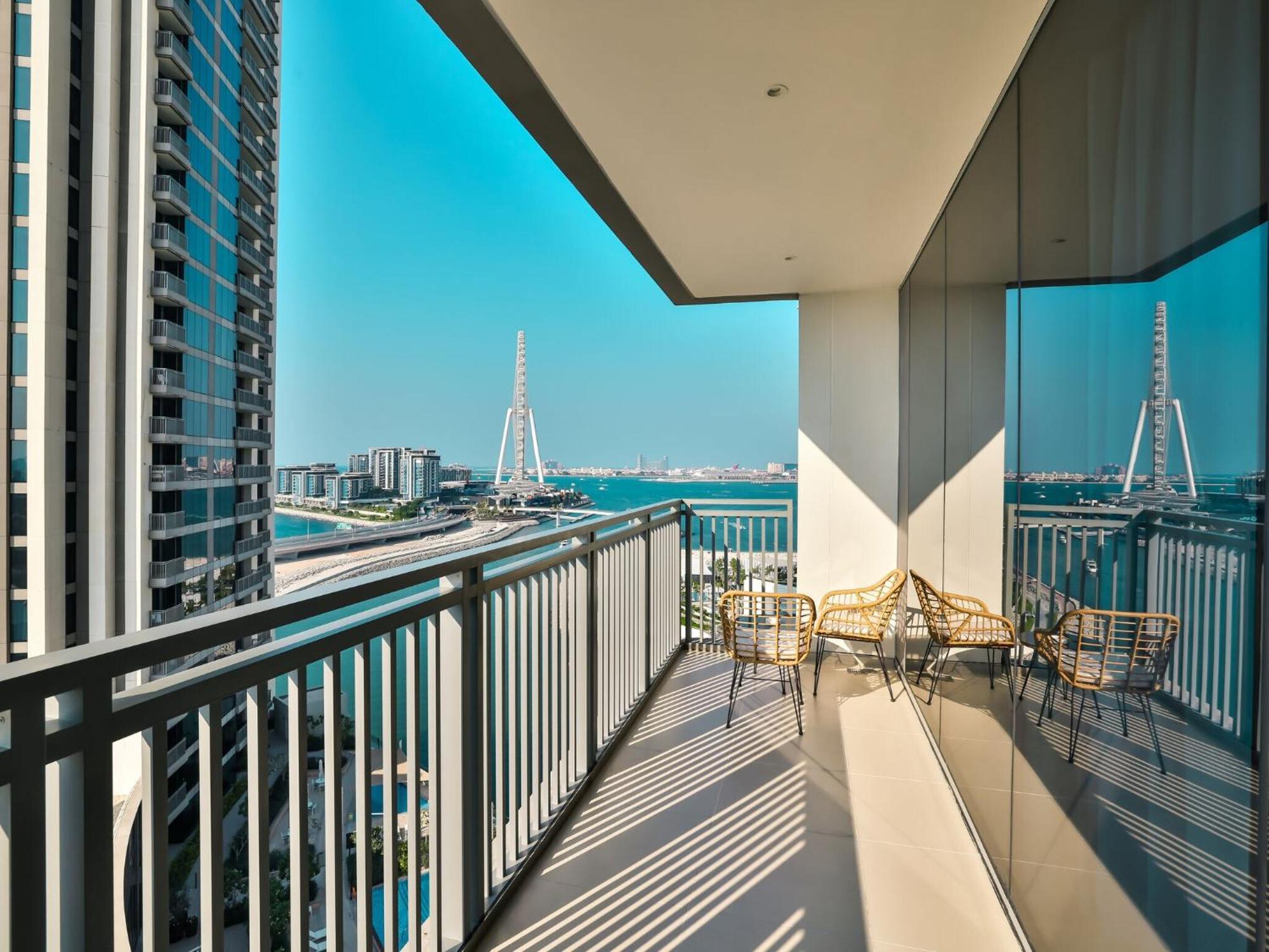 Luxurious Apartments Dubai Marina Views Pool Gym By Sojo Stay מראה חיצוני תמונה