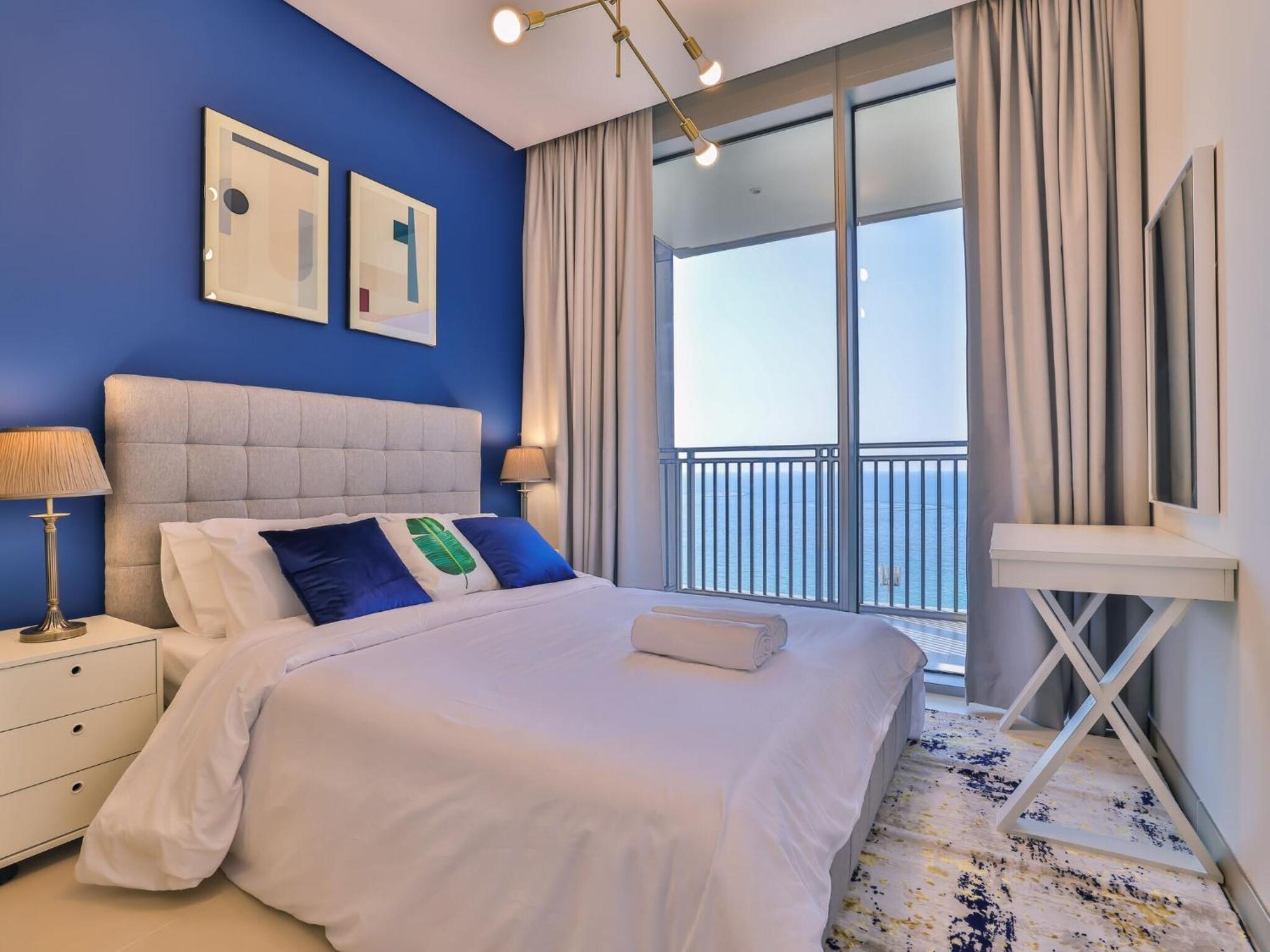 Luxurious Apartments Dubai Marina Views Pool Gym By Sojo Stay מראה חיצוני תמונה